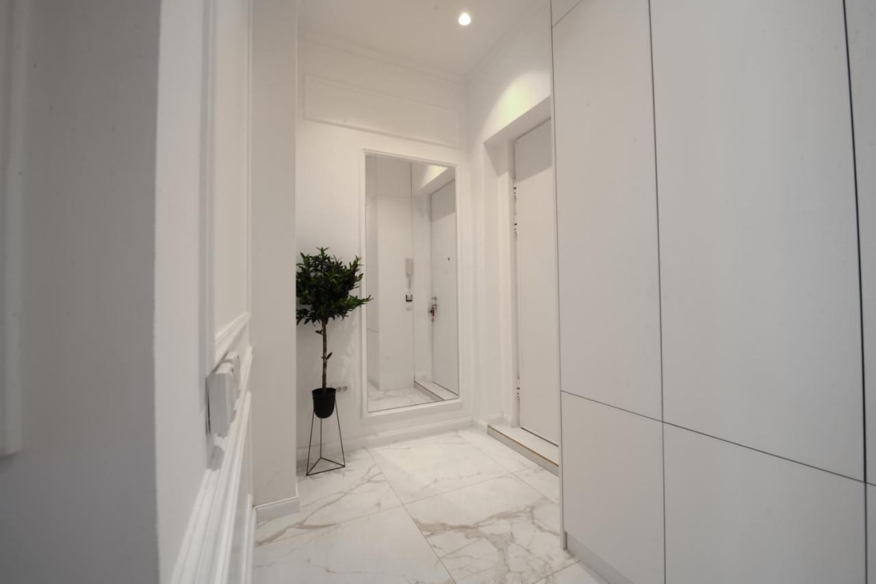 Max Central Apartment Beograd Eksteriør bilde